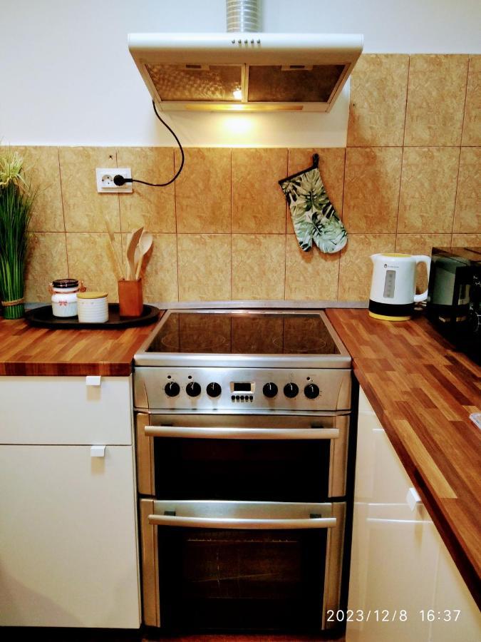 Tampa Studio 布拉索夫 外观 照片